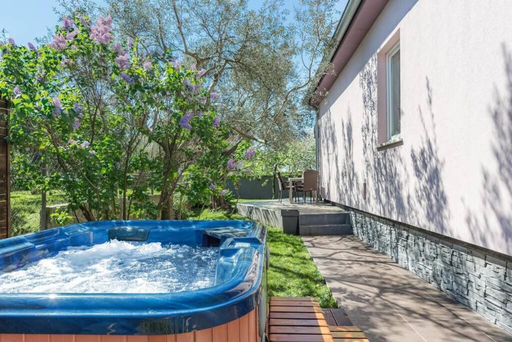 Вилла House Pelini Пула Экстерьер фото
